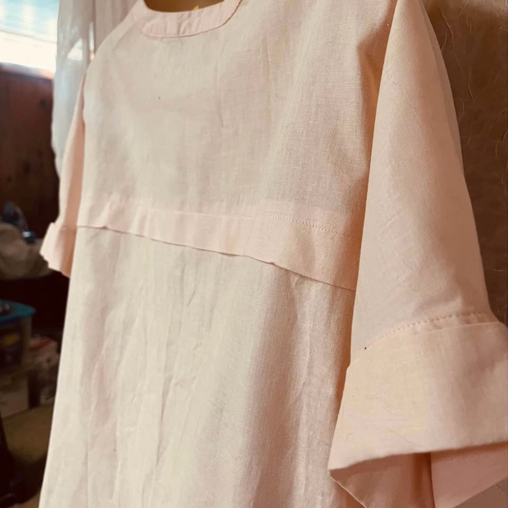 Peach color Boxy Blouse with short Sleeves - Picture 8 of 10